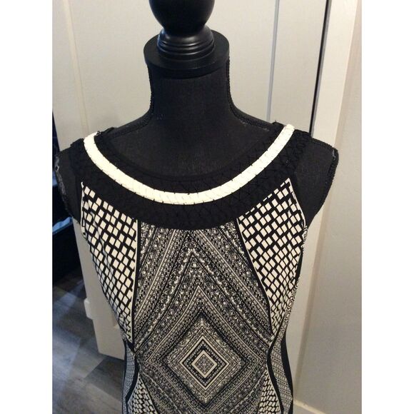 Sandra Darren 6P Maxi Black White print Geometric Dress lace Trim Neckline - Picture 4 of 5